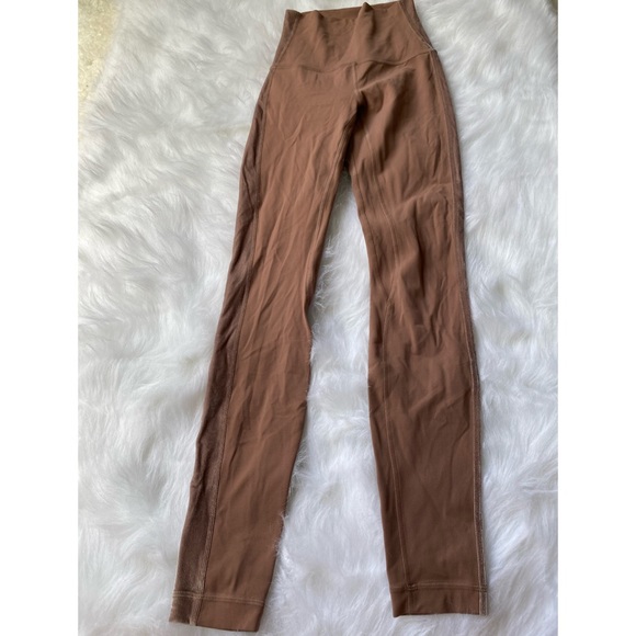 ❌SOLD❌Lululemon Align Super High Rise 28” Velvet - Picture 5 of 5